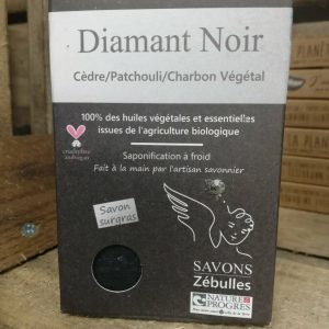 SAVON DIAMANT NOIR (cèdre/patchouli/charbon noir)